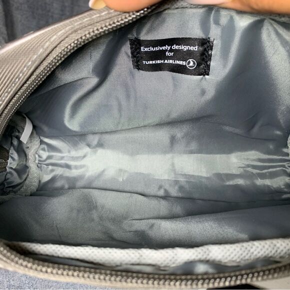 Bentley Travel Bag - Picture 5 of 8